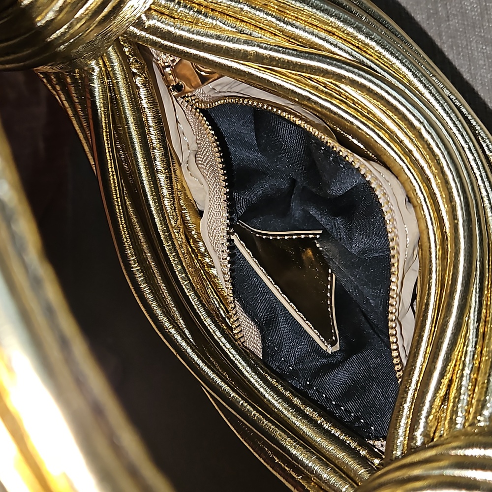 Double Knot Handbag - Picture 10 of 13